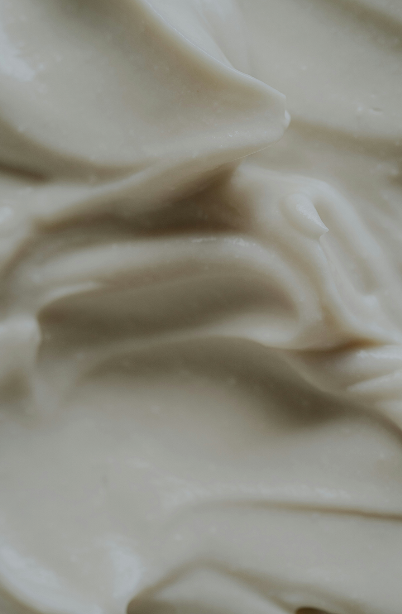 White Vanilla 12 oz scented candle